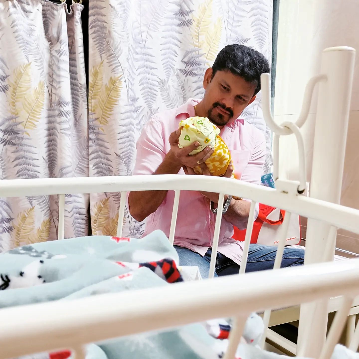 marathi celebrities became parents in 2022