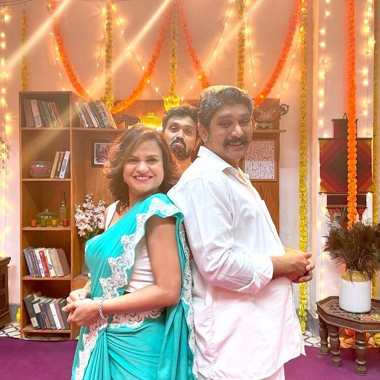 Aai-Kuthe-Kay-Karte anagha baby shower