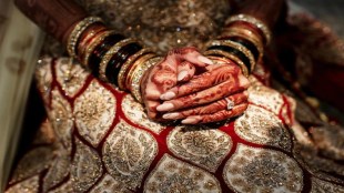 Bride files complaint against makeup artist