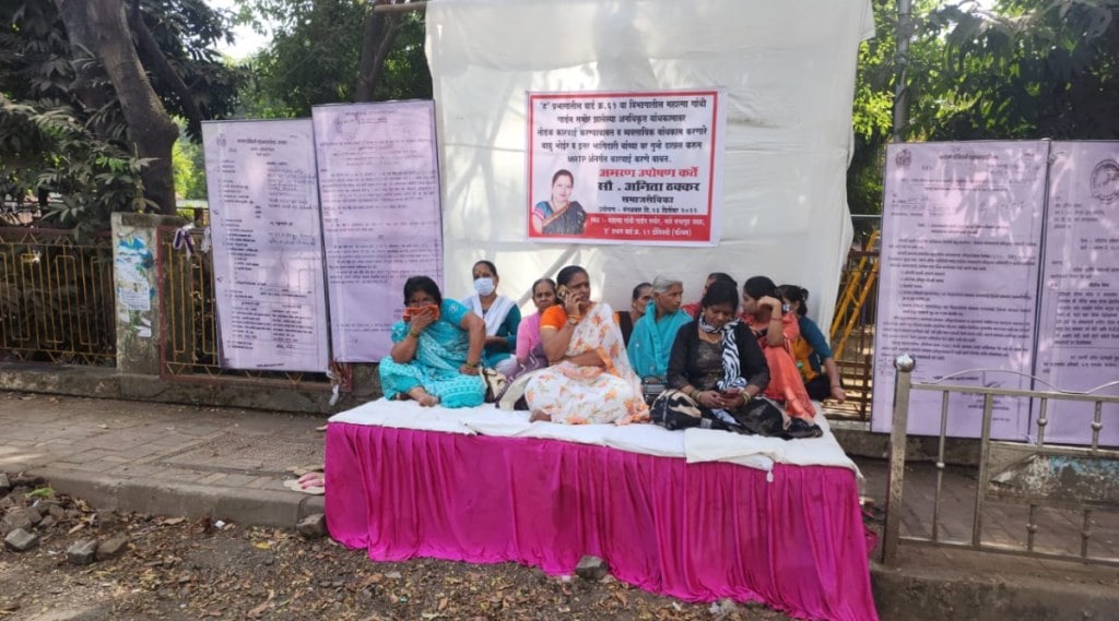 Dombivli, Women, social worker, hunger strike, land mafia