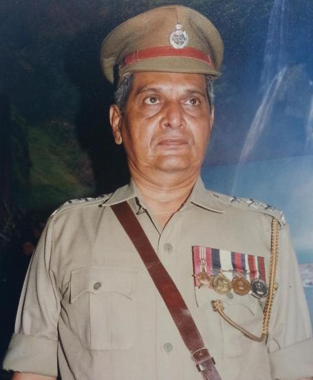 मधुकर झेंडे यांचं छायाचित्र, सौजन्य-मधु झेंडे फेसबुक पेज