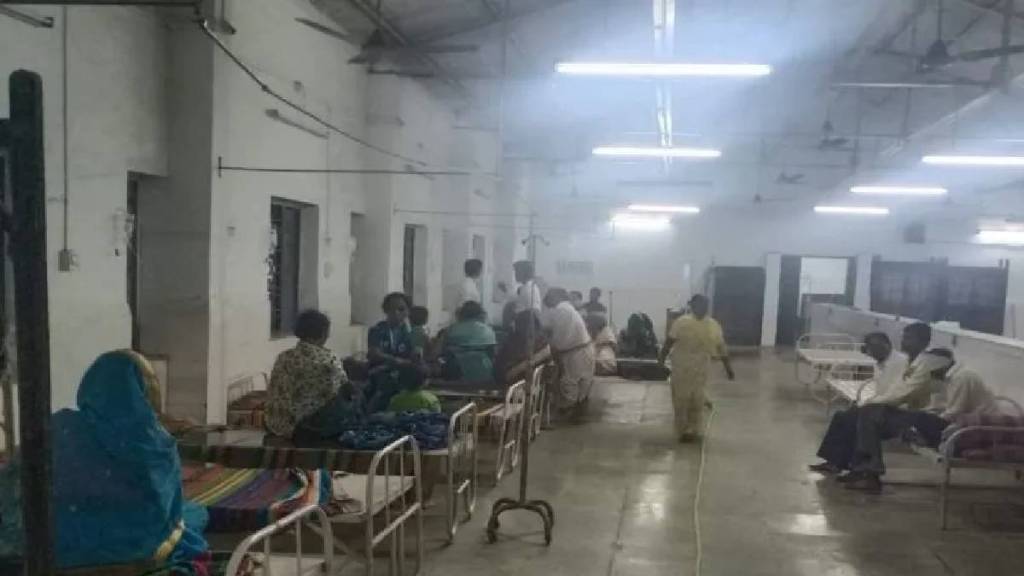 sixty people poisoned by eating engagement ceremony in achalpur at amravati sixty people poisoned by eating engagement ceremony in achalpur at amravati