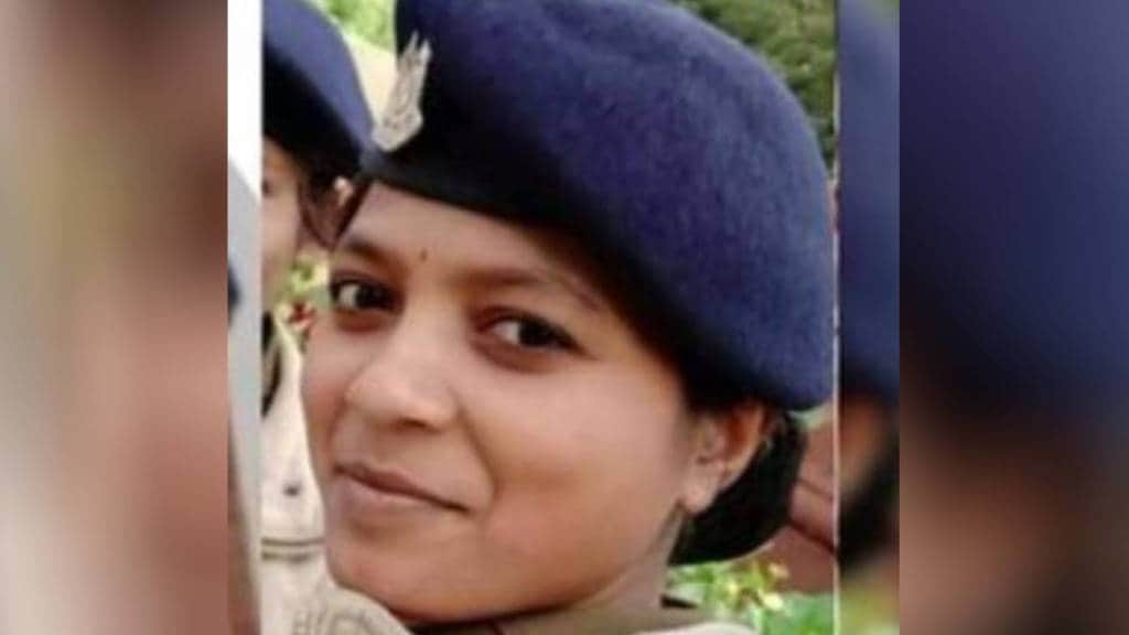 the sister was crushed by a truck in front of her brother in bhandara
