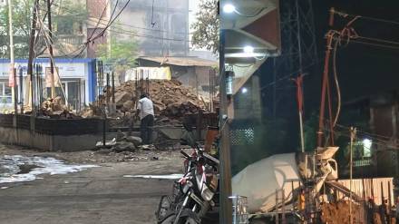 unauthorized construction in road at pimpalgaon near bhiwandi political pressure hinders the authorities taking action