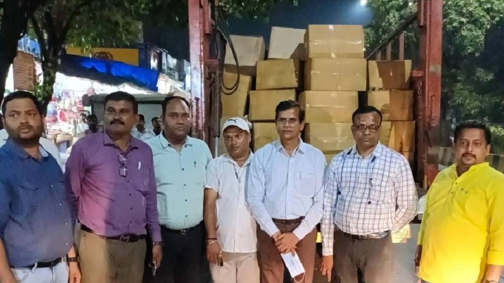 stock of more than 2 tons of plastic bags seized from turbhe in navi mumbai stock of more than 2 tons of plastic bags seized from turbhe in navi mumbai