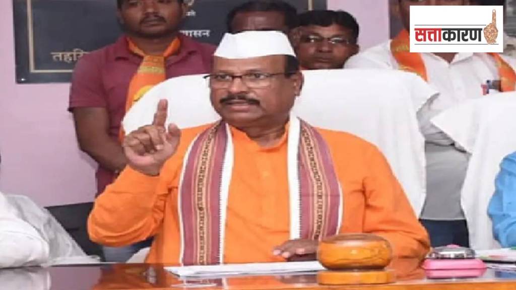 agriculture minister abdul sattar embroiled controversy over tickets for agriculture and sports festival sillod after tet scam supriya Sule controversy