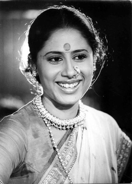 Smita Patil 1