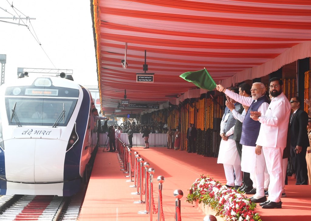 Photos pm modi inaugurates nagpur Shirdi Samruddhi mahamarg 