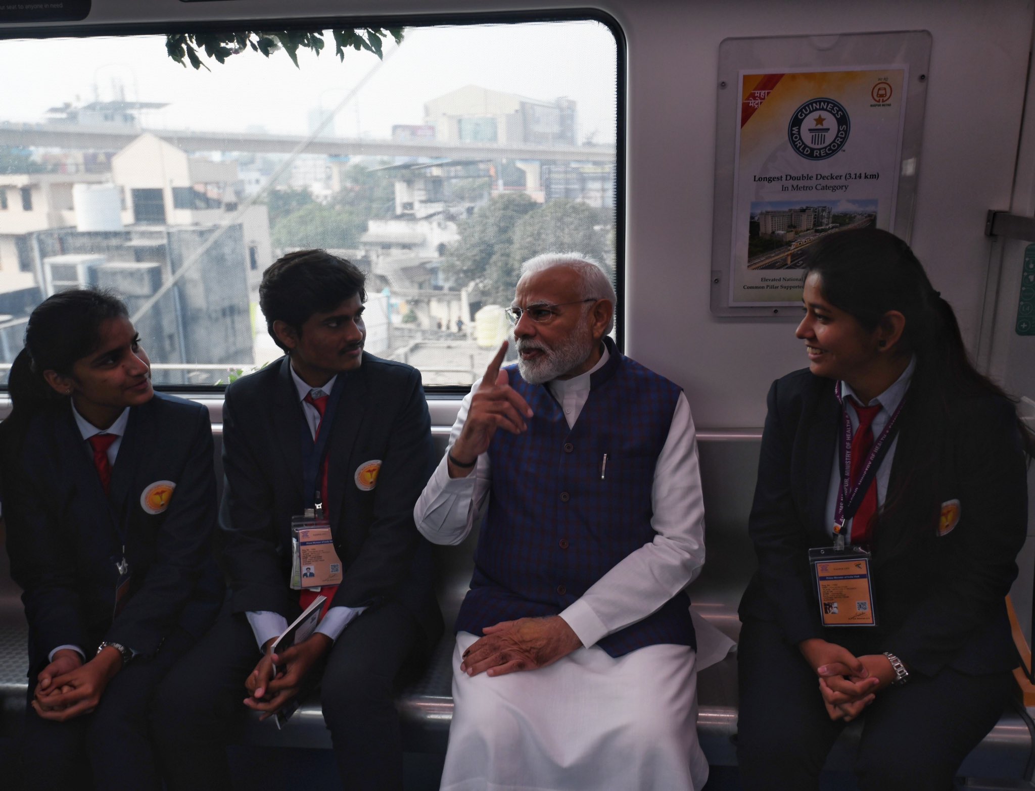PM Modi inaugurated Nagpur Metro Phase 1 Flagged off two metro trains took a ride