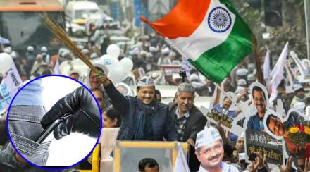 aap arvind kejriwal rally delhi mobile theft