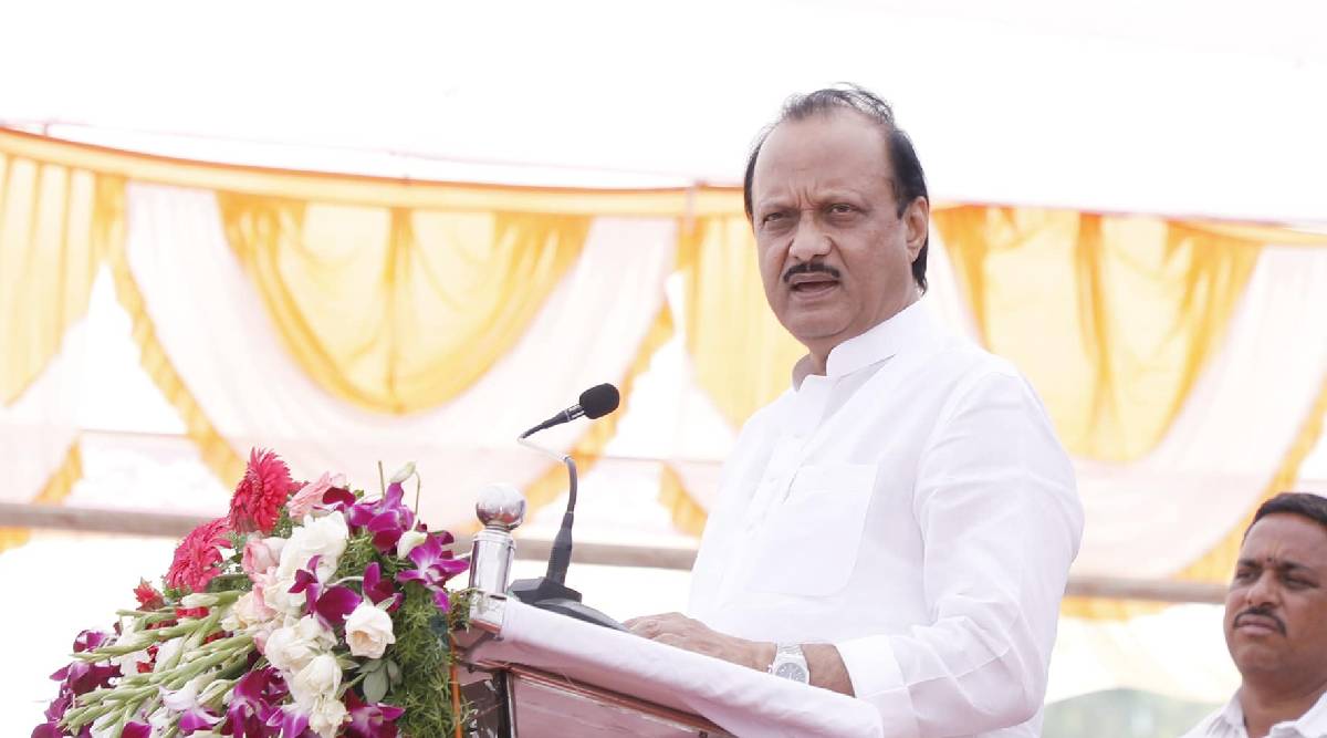 राज्याच्या सीमाभागातील गावांनी महाराष्ट्राबाहेर जाण्याची मागणी करावी, असं यापूर्वी कधीही घडलं नव्हतं. यामागे कोण आहे याचा शोध घेतला पाहिजे.