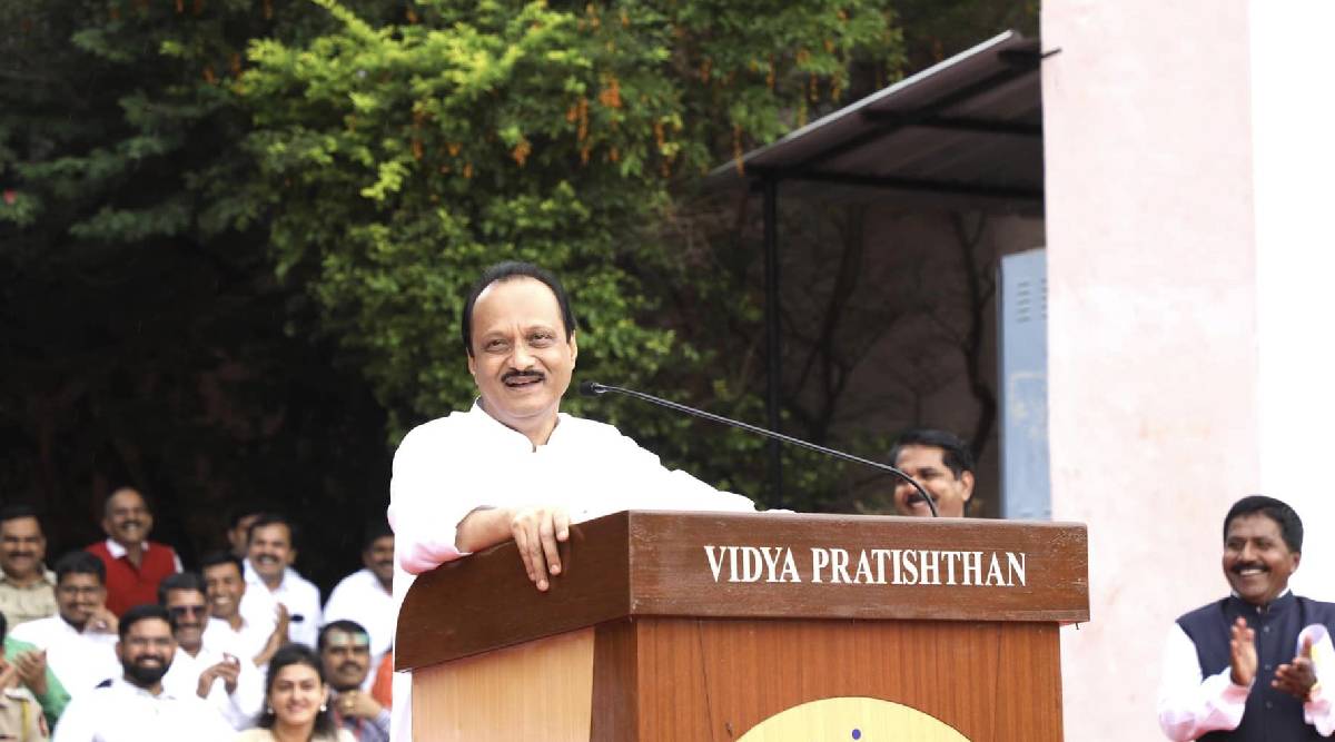 त्याविरोधात १७ तारखेला मुंबईत जिजामाता उद्याने ते आझाद मैदानापर्यंत भव्य मोर्चा काढण्यात येणार. या मोर्चात सर्व महाराष्ट्र अभिमानी नागरिकांनी सहभागी व्हावे, असे आवाहन अजित पवार यांनी केलं आहे.