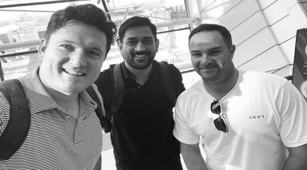 Graeme Smith posted on social media sharing a photo with MS Dhoni he reached Mumbai Graeme Smith posted on social media sharing a photo with MS Dhoni he reached Mumbai