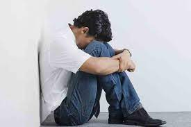 Youth attempts suicide due to depression Youth attempts suicide due to depression