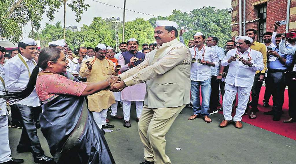 nl fugadi outside vidhanbhavan
