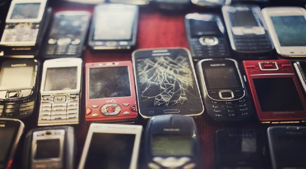 धोकायदायक ठरू शकतात ही Electronic Devices, घरात असेल तर ताबडतोब काढून टाका