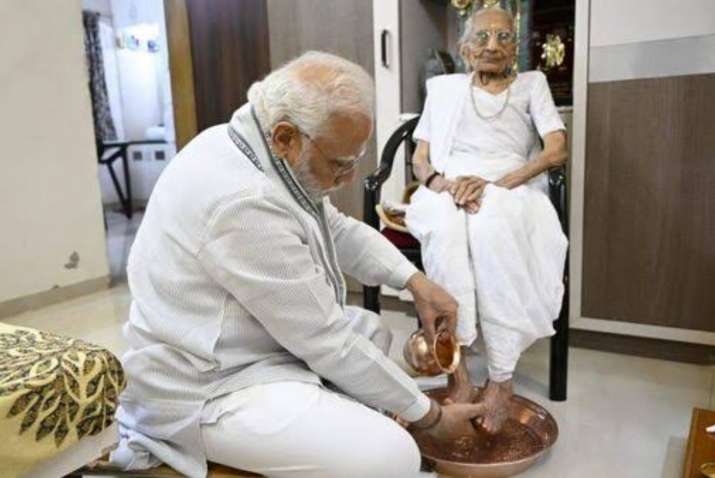 heeraben modi passes away