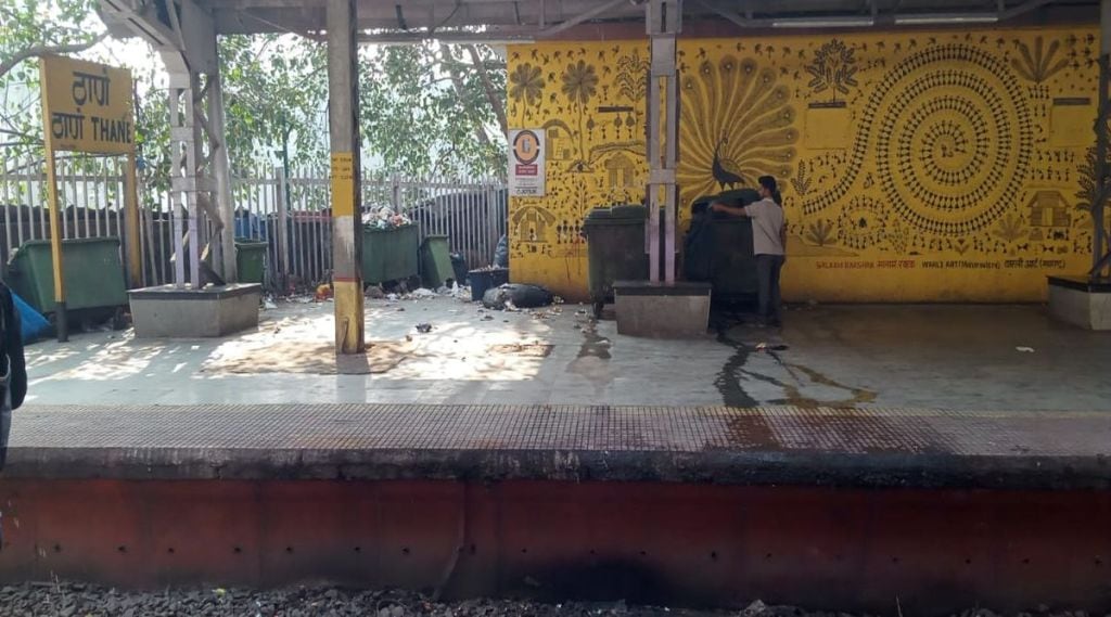 thane railway station thane railway station