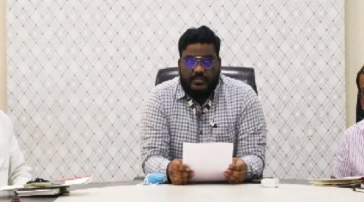 Collector Dr. Raja Dayanidhi