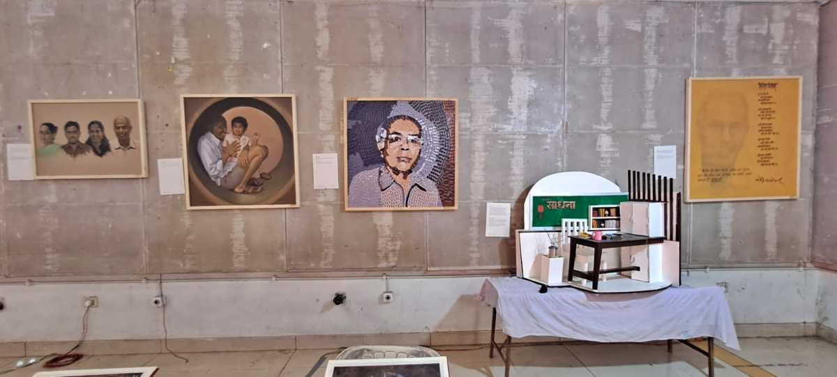 जे जे कला महाविद्यालयाच्या विद्यार्थ्यांनी विविध कलाकृतींच्या माध्यमातून नरेंद्र दाभोलकरांचे जीवन विचार आणि कार्य यांचं हे प्रदर्शन साकारलं आहे.