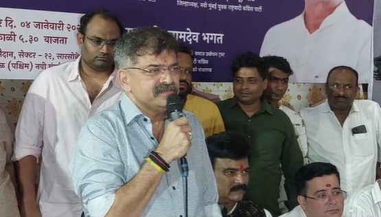 राष्ट्रवादी काँग्रेसचे आमदार आणि माजी मंत्री जितेंद्र आव्हाड यांनी मुख्यमंत्री एकनाथ शिंदे यांच्या राज्य कारभारावरून सडकून टीका केली.