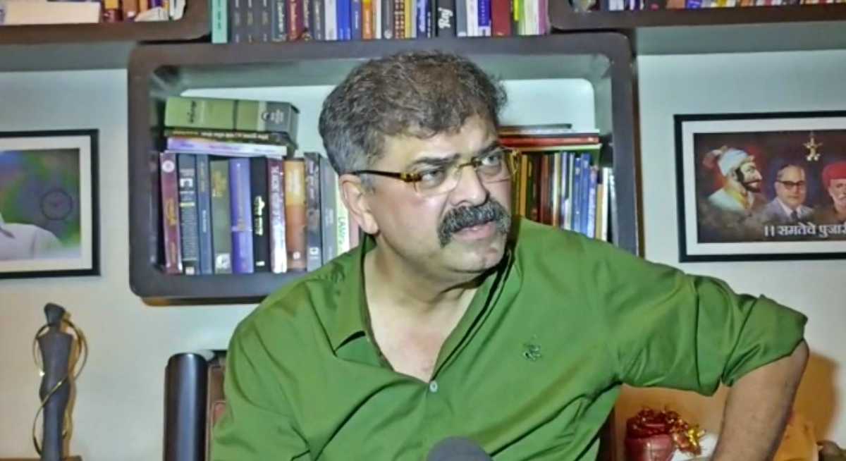 एकनाथ शिंदेंना संपूर्ण ठाणे माझ्या हातात असावं, असं वाटत असल्याचा आरोप यावेळी जितेंद्र आव्हाडांनी केला.