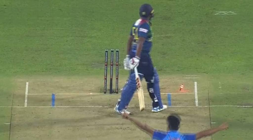 IND vs SL 2nd T20 Bhanuka Rajapakse gets bowled by Umran Malik's
