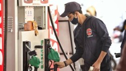 Petrol-Diesel Price on 24 January: पेट्रोल-डिझेलच्या दरात पुन्हा वाढ, तुमच्या शहरातील जाणून घ्या आजचा भाव