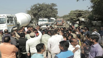 Prohibition of agitation against potholed Peth road Prohibition of agitation against potholed Peth road