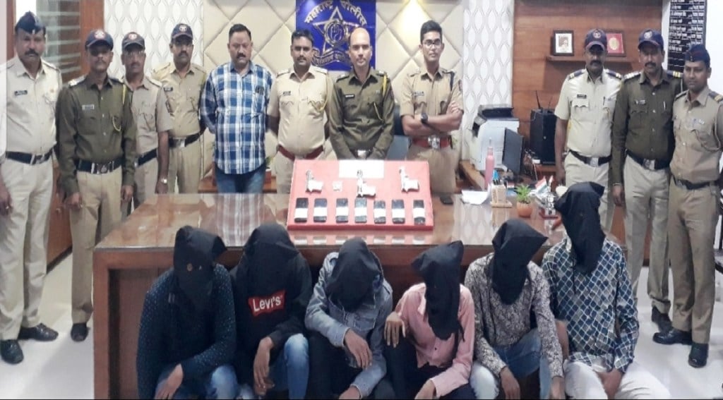 persons arrest guns transport nashik