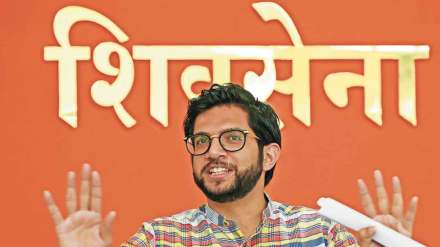 aditya thackeray slams cm eknath shinde