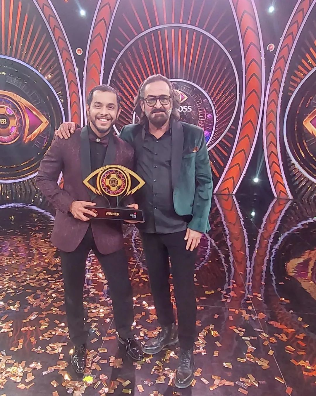 akshay kelkar bigg boss marathi 4 winner