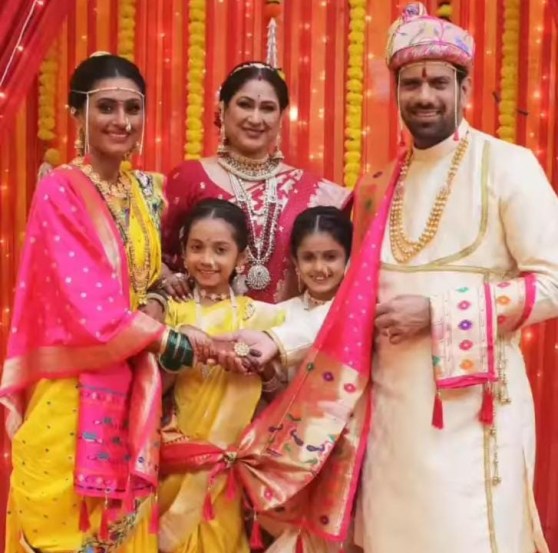 'रंग माझा वेगळा' या मालिकेच्या कथेबरोबरच चर्चेत असतो तो दीपाचा मेकअप.