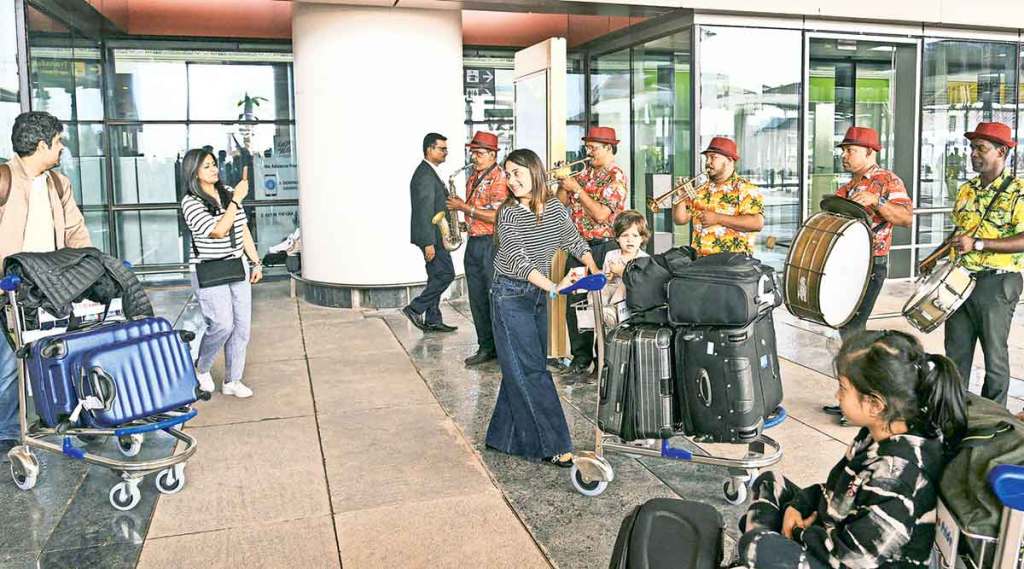 First flight land at manohar international airport