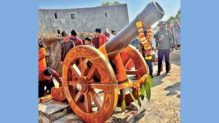 शिरगाव किल्ल्यावर शेकडो वर्षांनी तोफगाडा विराजमान