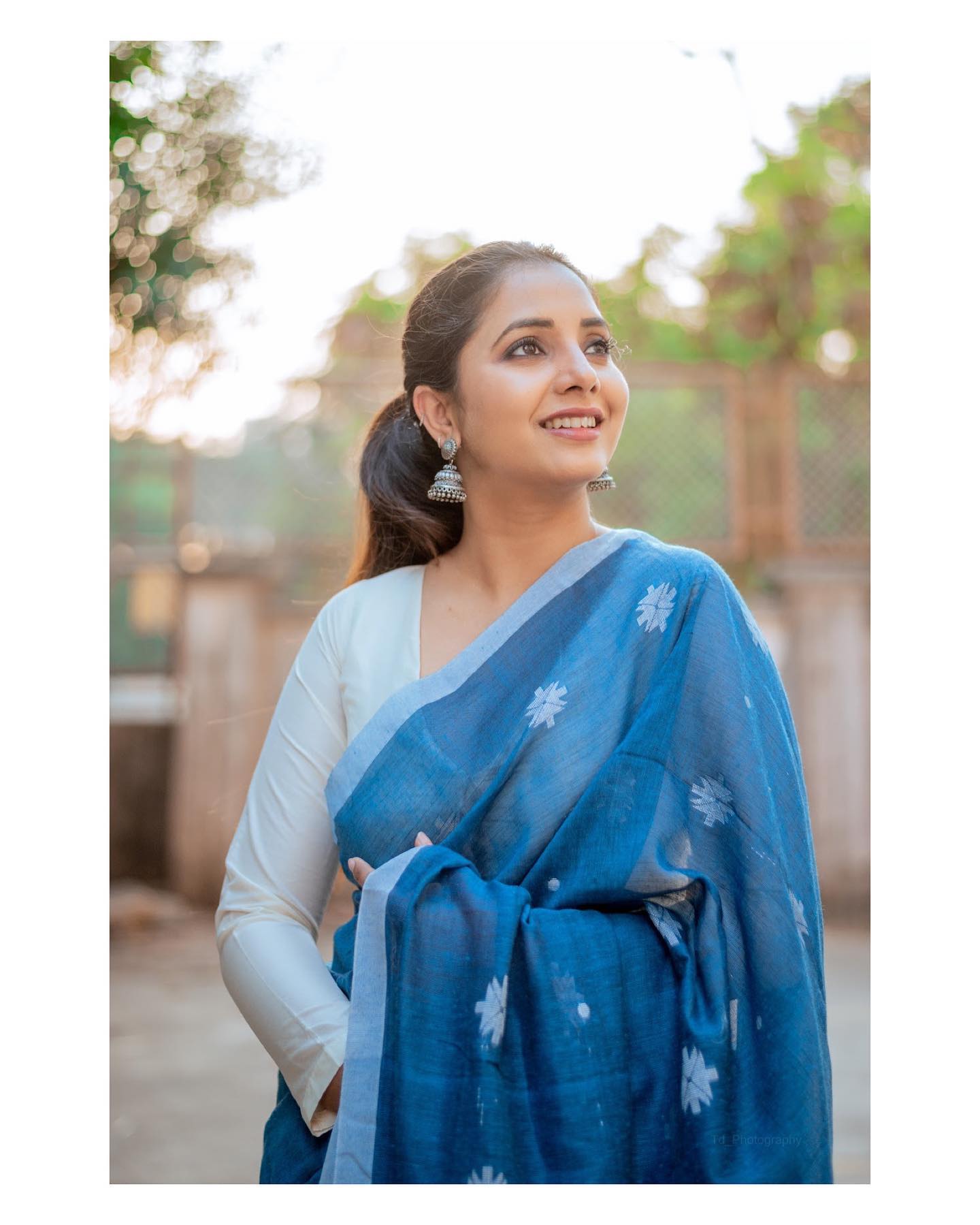 sayali sanjeev 7