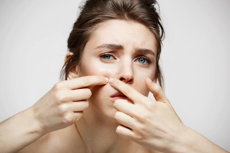 sleeping mistakes cause pimples