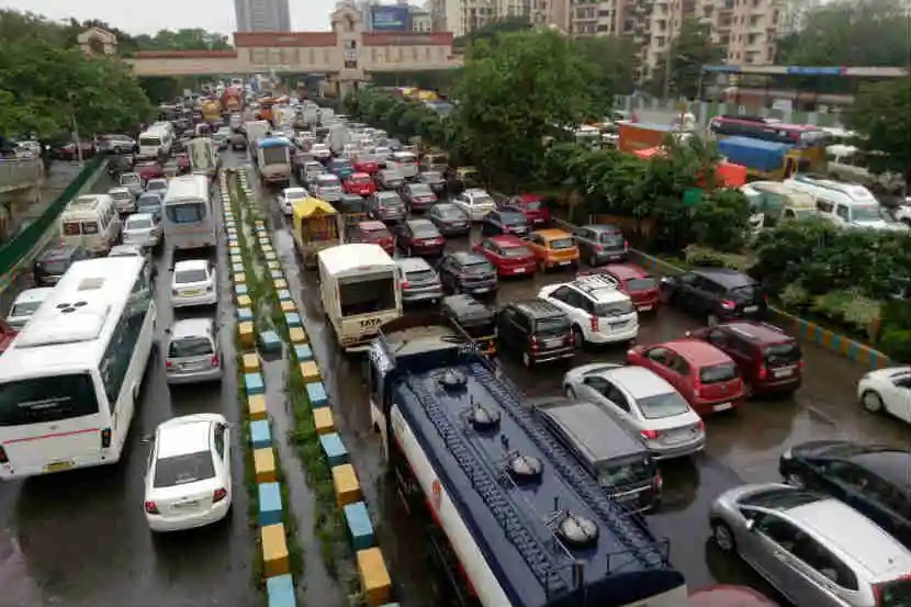Road digging in Thane