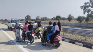 vehicle on smaruddhi highway
