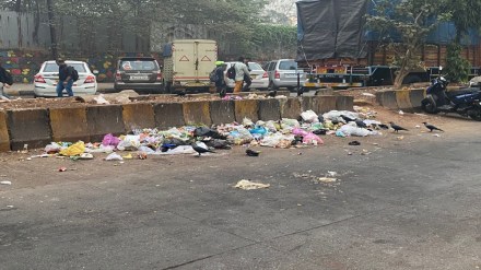 garbage on the streets in Navi Mumbai
