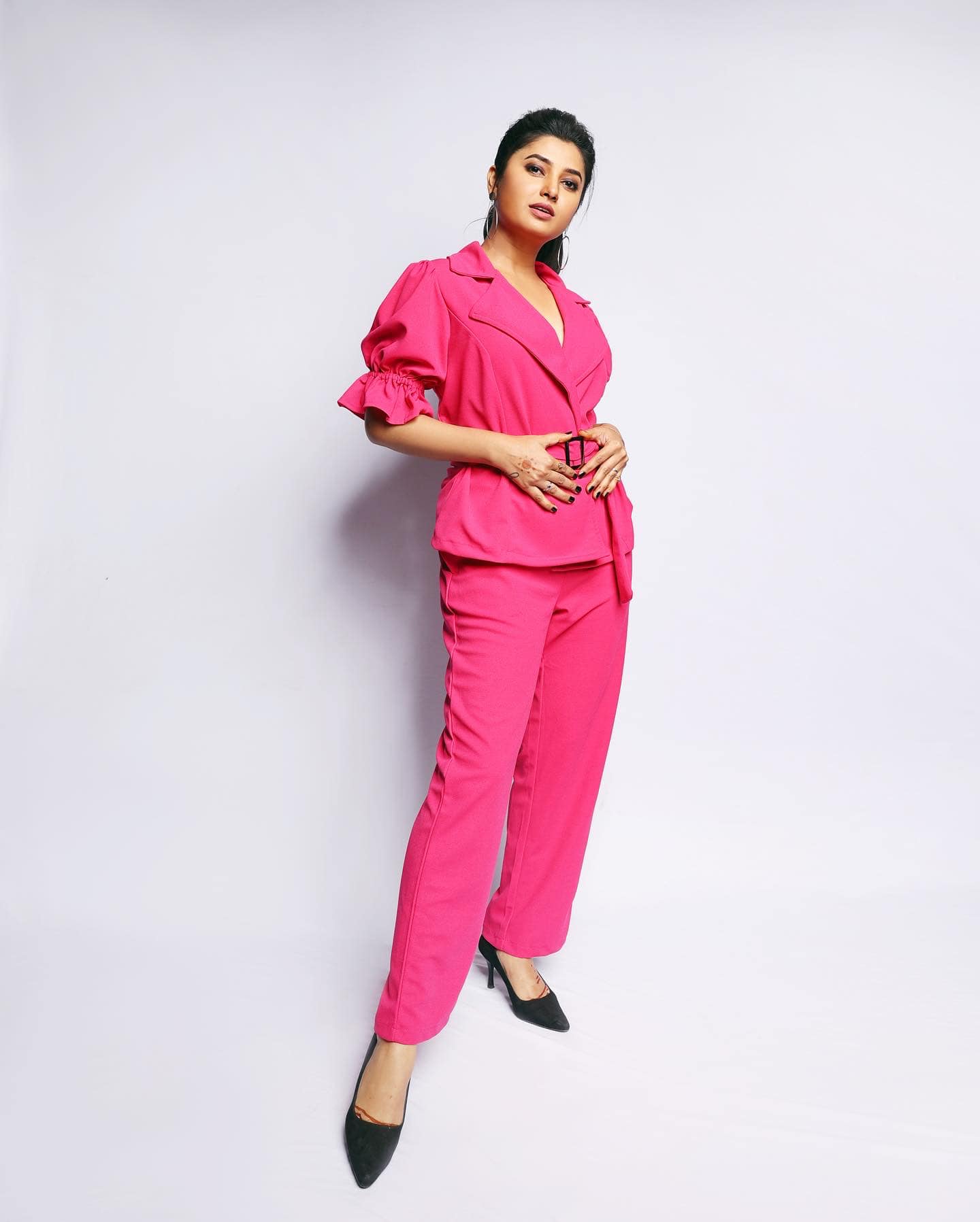 marathi actress Prajata Mali