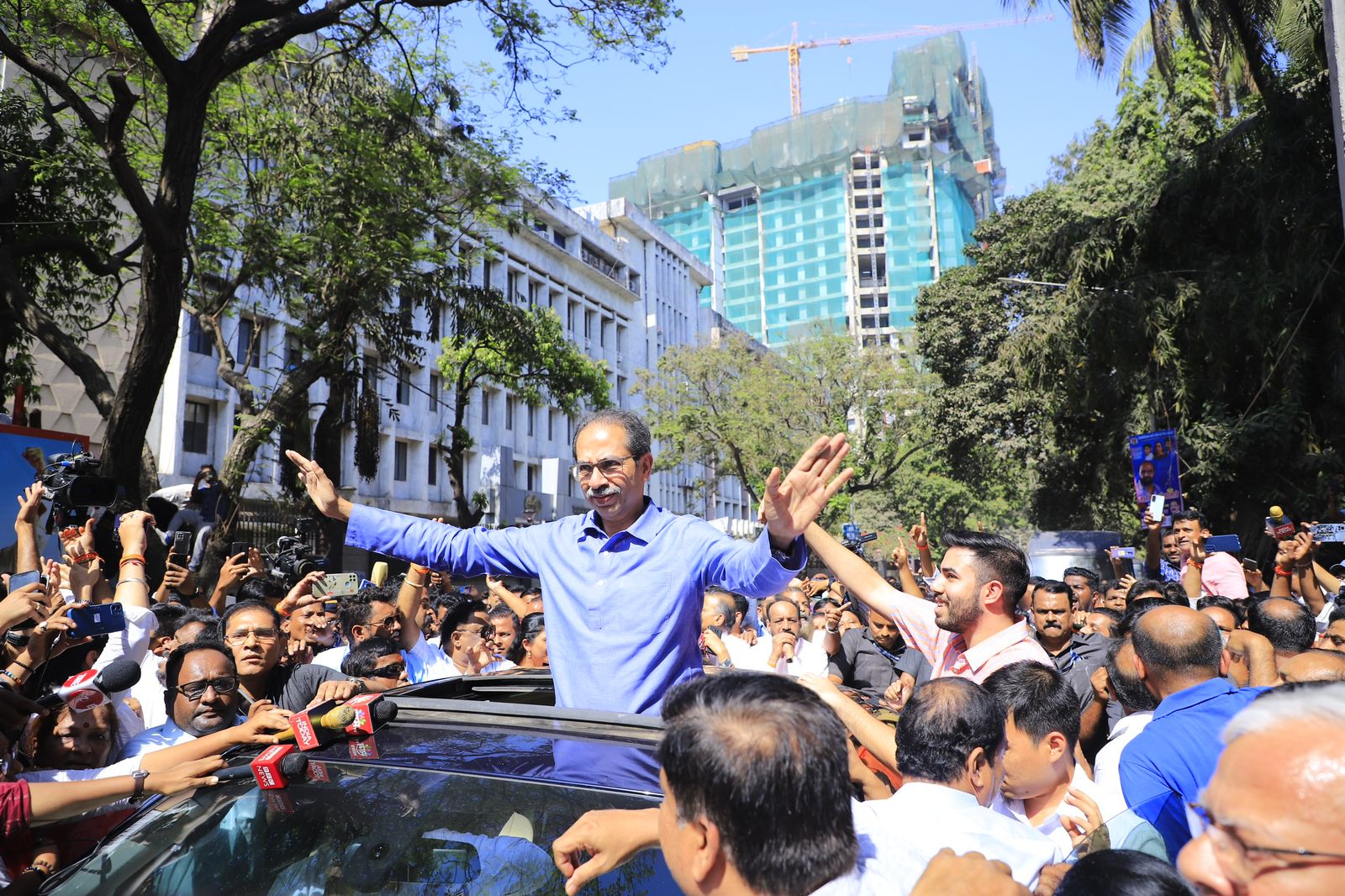 uddhav thackeray speech on car