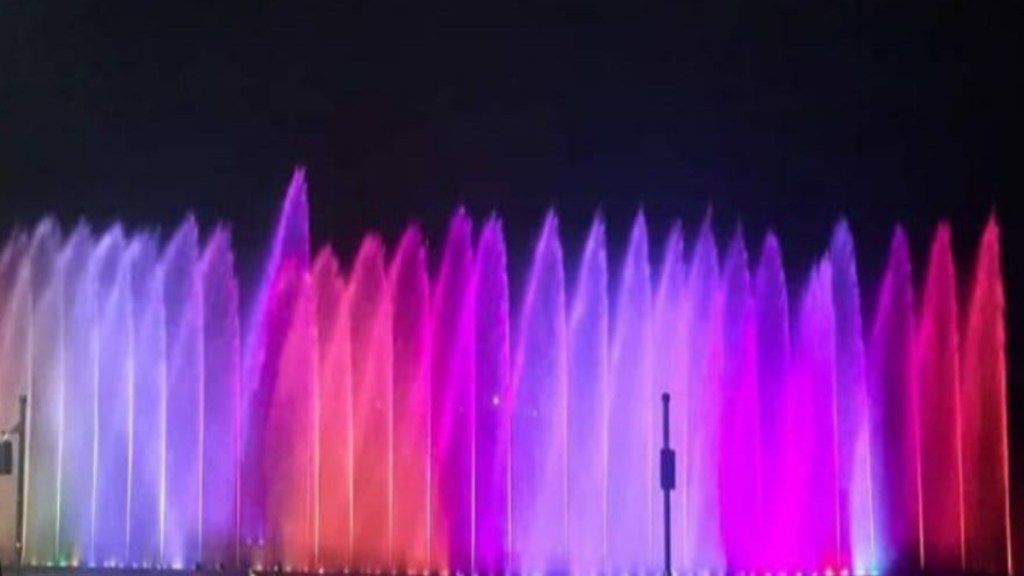 Music fountain realized in Nagpur from Gadkari's concept