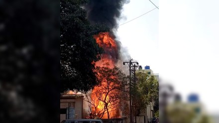 Fire at Rohitra of Mahavitaran in Wanwadi Fire at Rohitra of Mahavitaran in Wanwadi