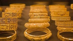 Gold-Silver Price on 27 February 2023: आठवड्याच्या सुरुवातीलाच सोने झाले स्वस्त, तर चांदी स्थिर, वाचा आजचे दर