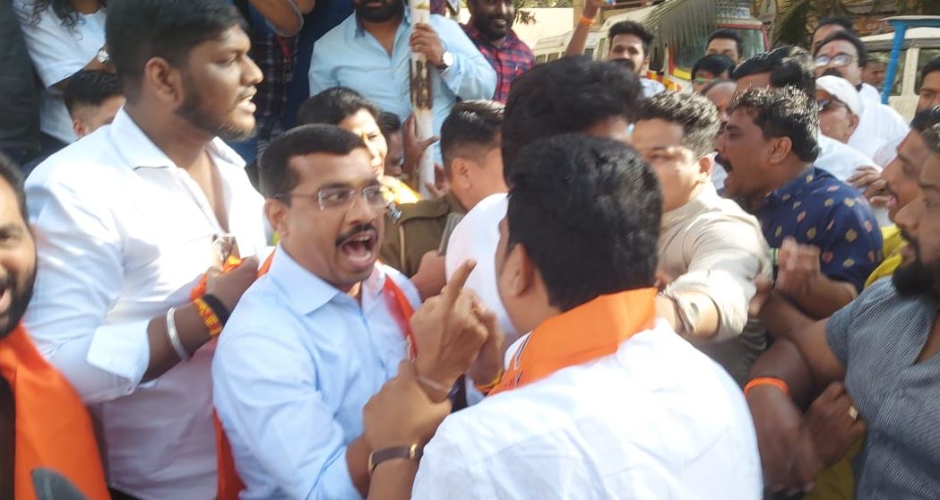 eknath shinde and uddhav thackeray group clash