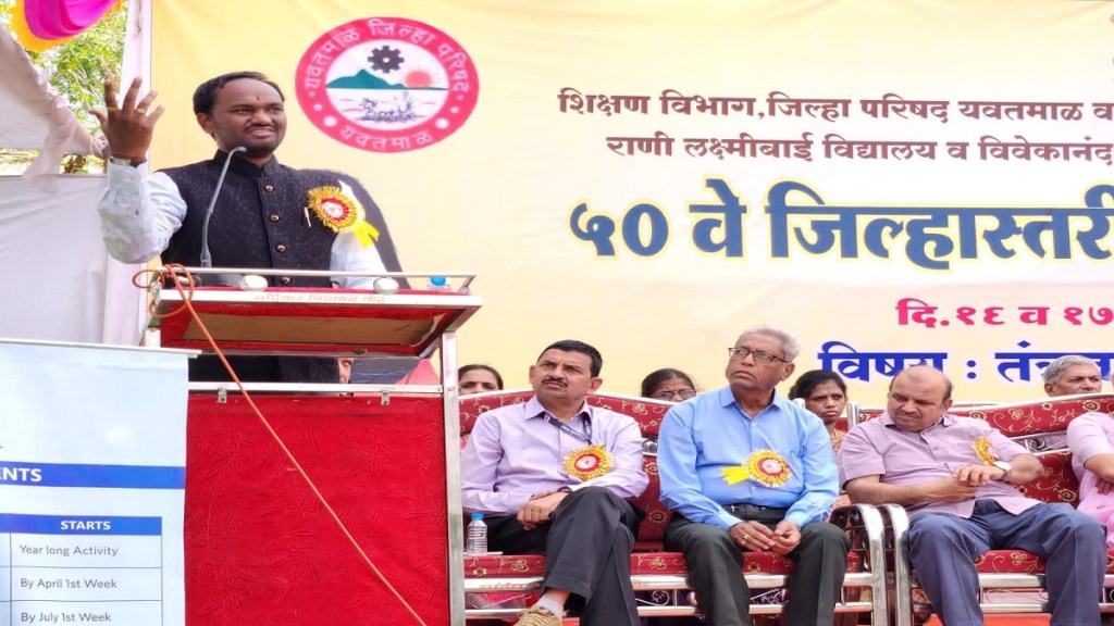 युवा वैज्ञानिक अजिंक्य कोत्तावारने सांगितली प्रयोगांची कहाणी (छायाचित्र - लोकसत्ता टीम)