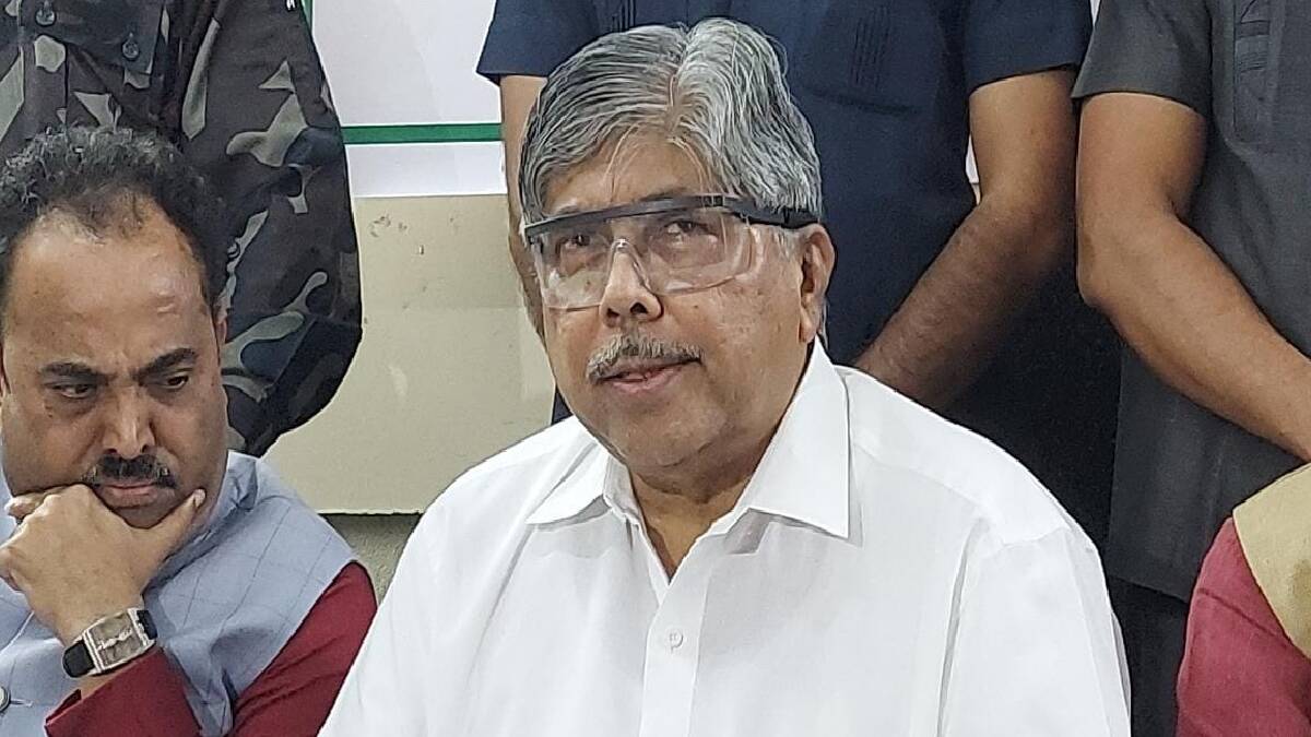 chandrakant-patil-1-2