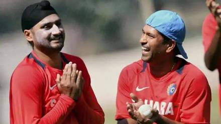 Sachin Tendulkar Advice to Harbhajan Singh Sachin Tendulkar Advice to Harbhajan Singh