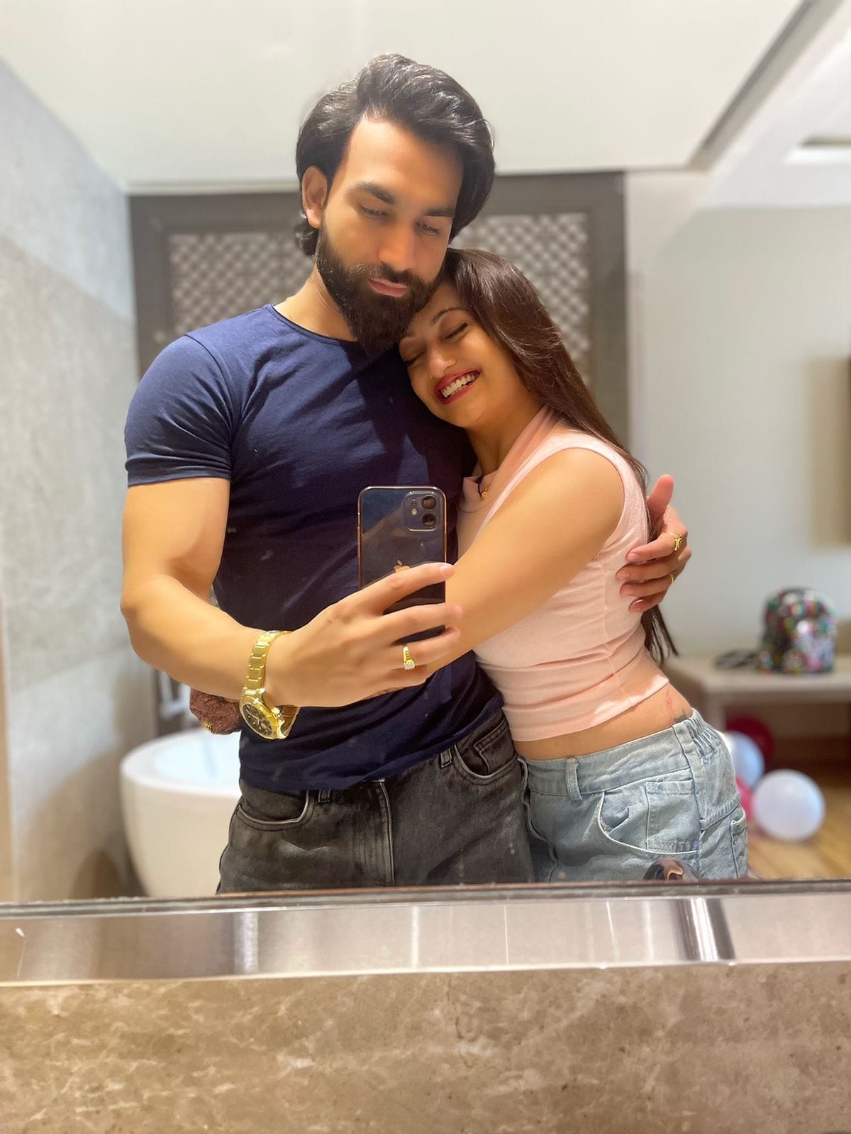 manasi naik 16